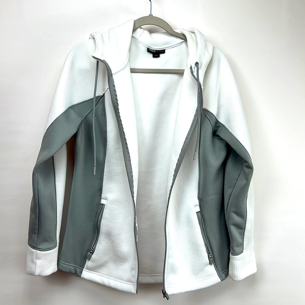 Swiss Tech Sweater white and gray color  size large.